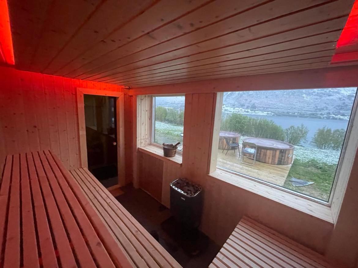 Tjeldoya Slott Hotel Hov  Екстериор снимка
